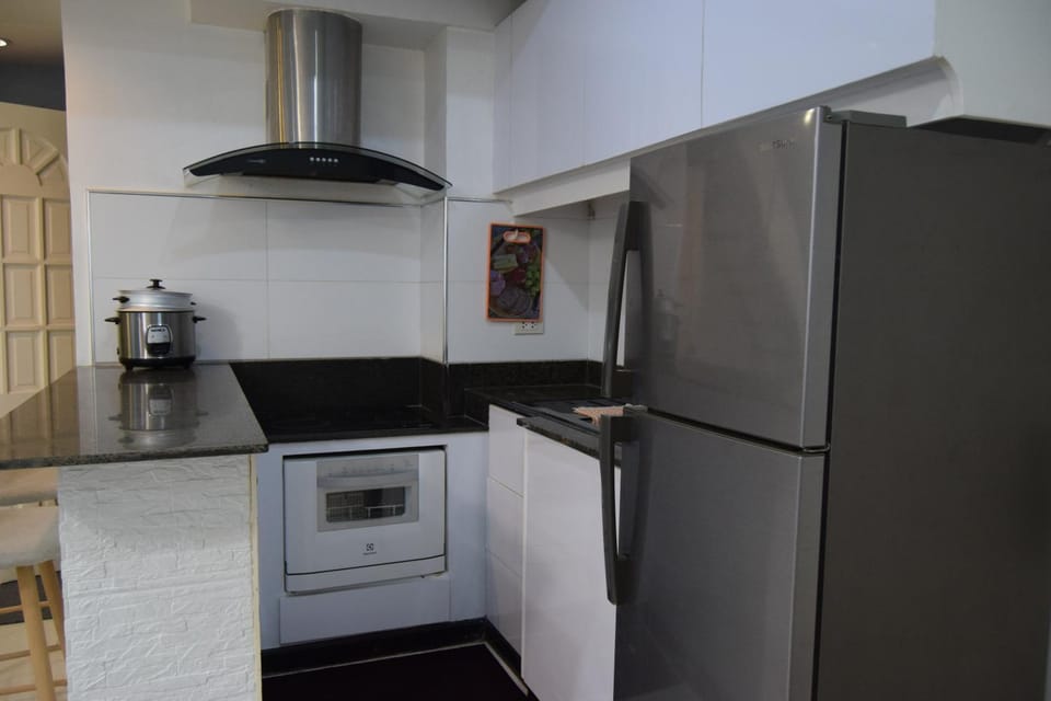 The Loft Nook - 2 bedrooms only Apartment in Lapu-Lapu City