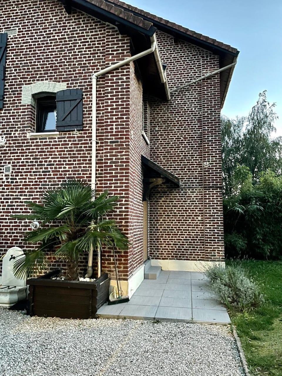 Property building, Facade/entrance