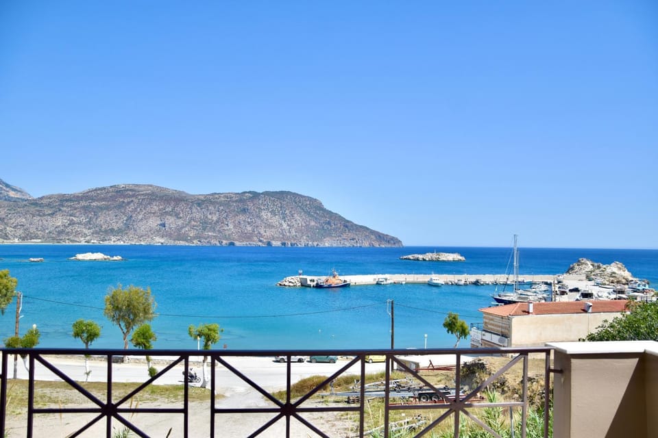Nearby landmark, Day, Natural landscape, Mountain view, Sea view