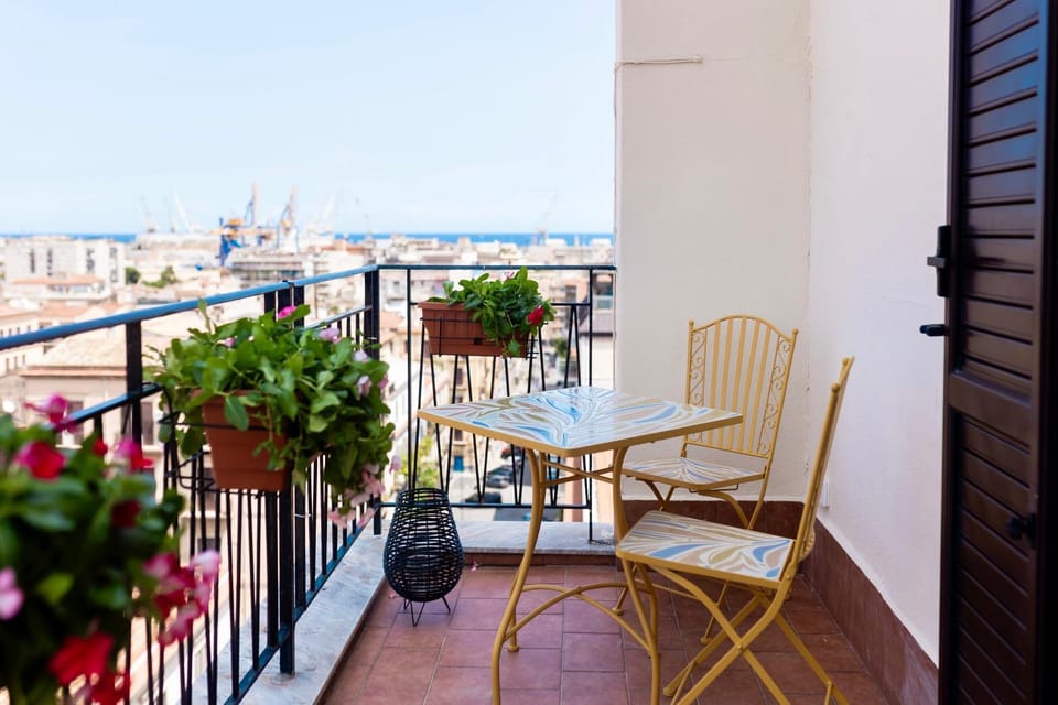 Balcony/Terrace, Balcony/Terrace