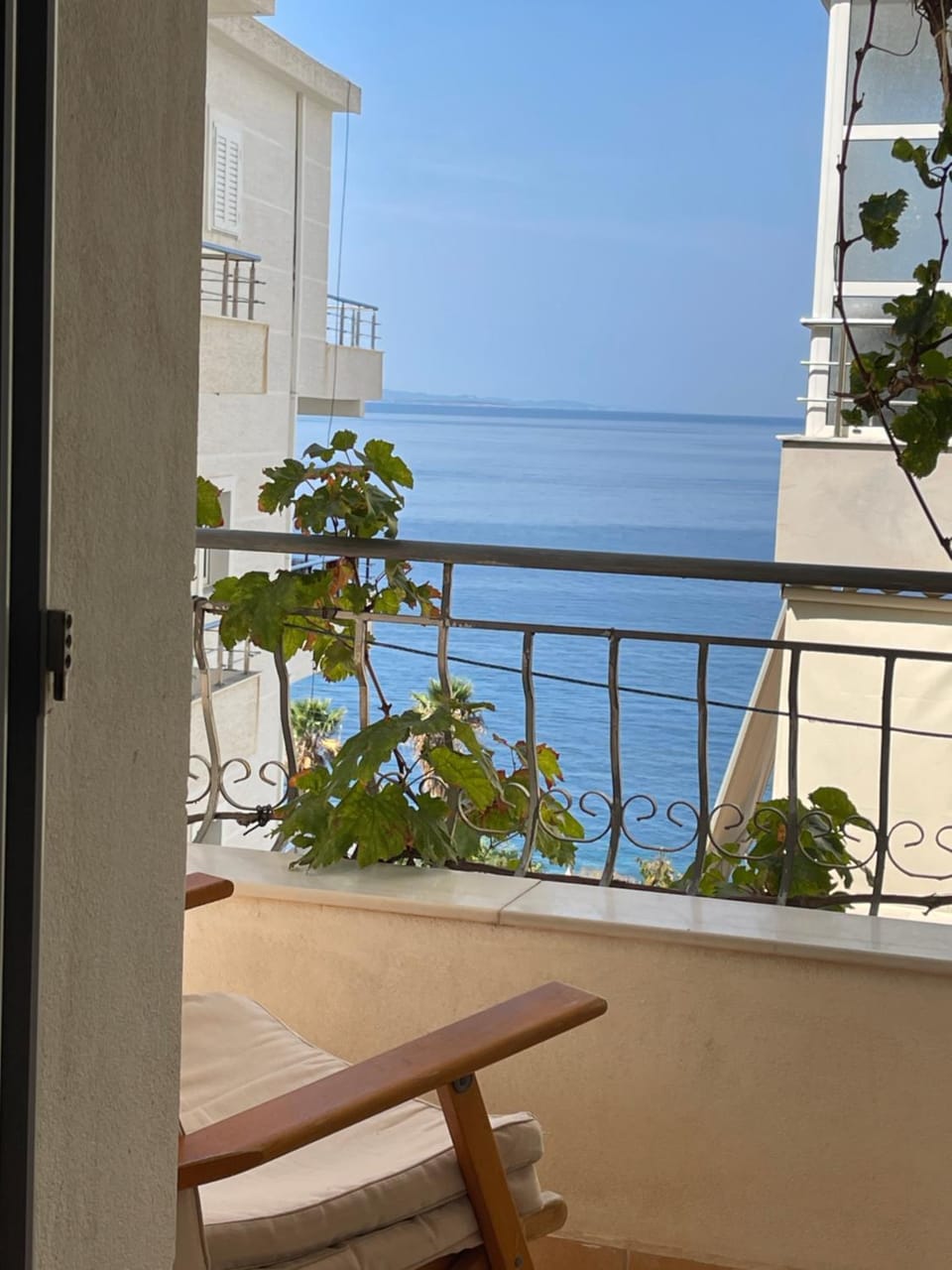 Grandpas House Seaview Room Vacation rental in Sarandë