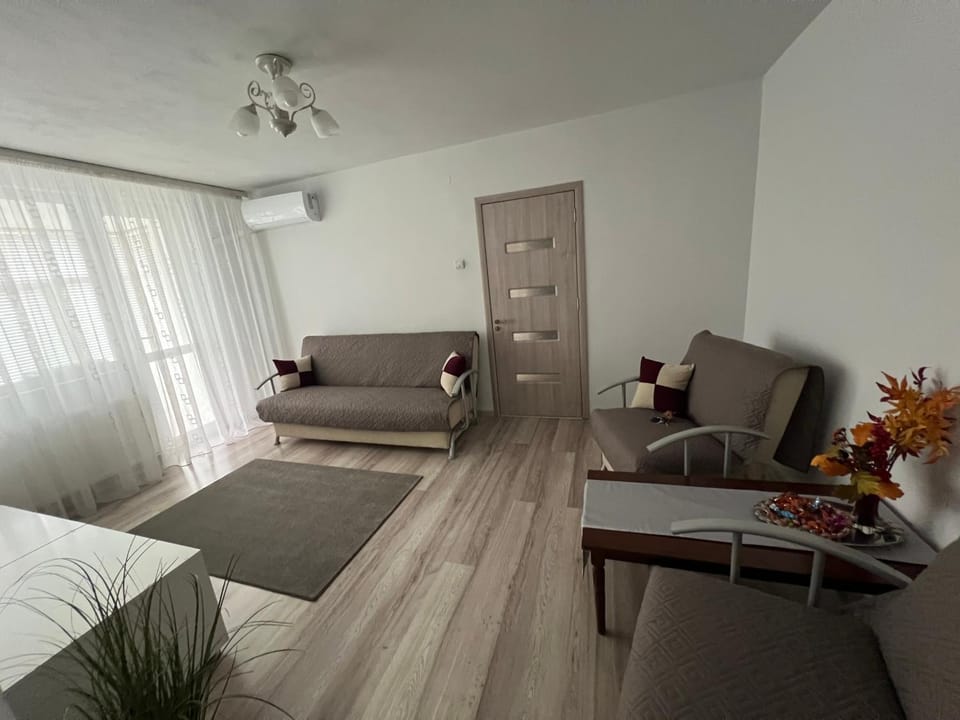 Margo Apartament cu 2 camere Apartment in Romania