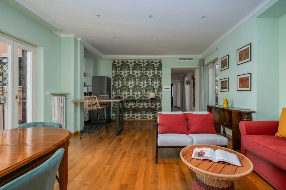 Living room, Seating area