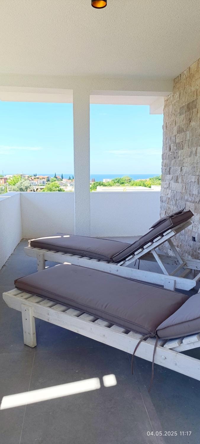Natural landscape, View (from property/room), Balcony/Terrace