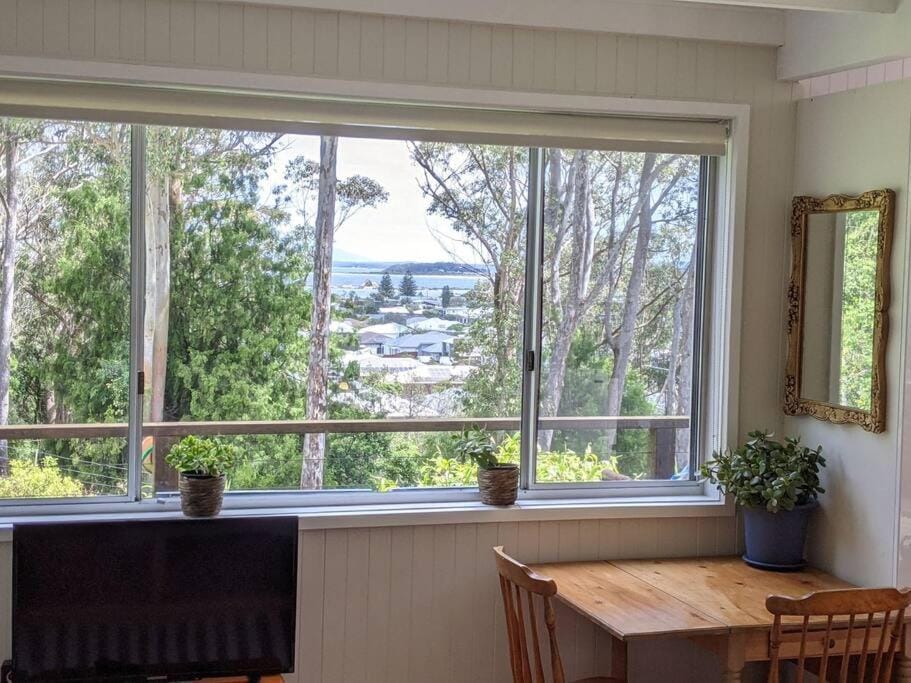 Seascape Studio House in Tomakin