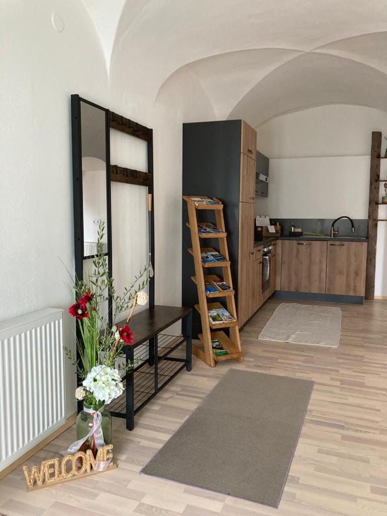 Facade/entrance, Kitchen or kitchenette