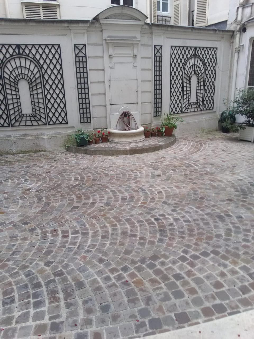 Europa Guest House Vacation rental in Paris
