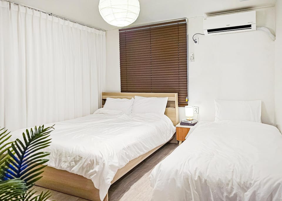 Cozy M Hongik,Univer 6min, Sinchon Station 4min, cozy, confortable Villa in Seoul