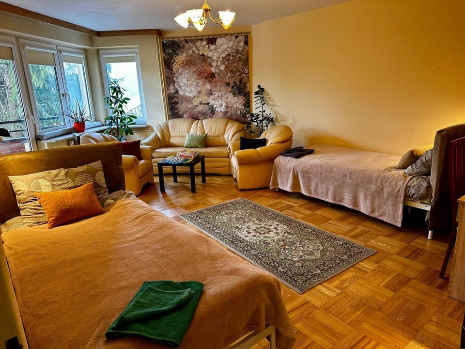 60m2 2BR 6Guests Parking WiFi Apartment in Poland