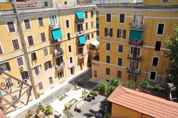 MIGDAL Luxury Suites Roma Porta Portese Bed and Breakfast in Rome