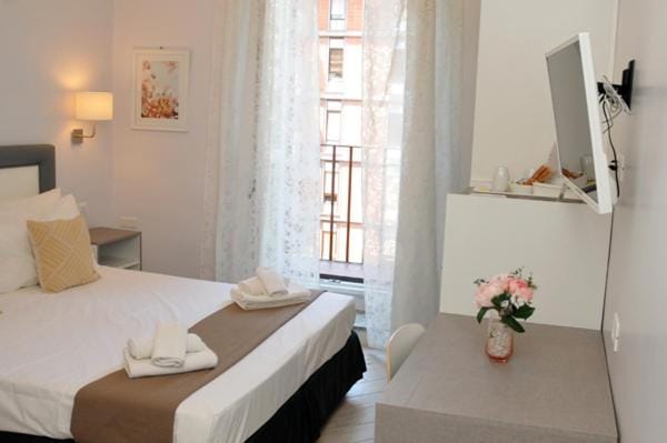 MIGDAL Luxury Suites Roma Porta Portese Bed and Breakfast in Rome