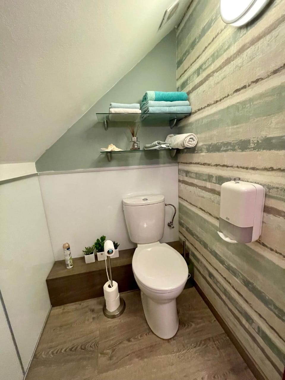 Toilet, Bathroom