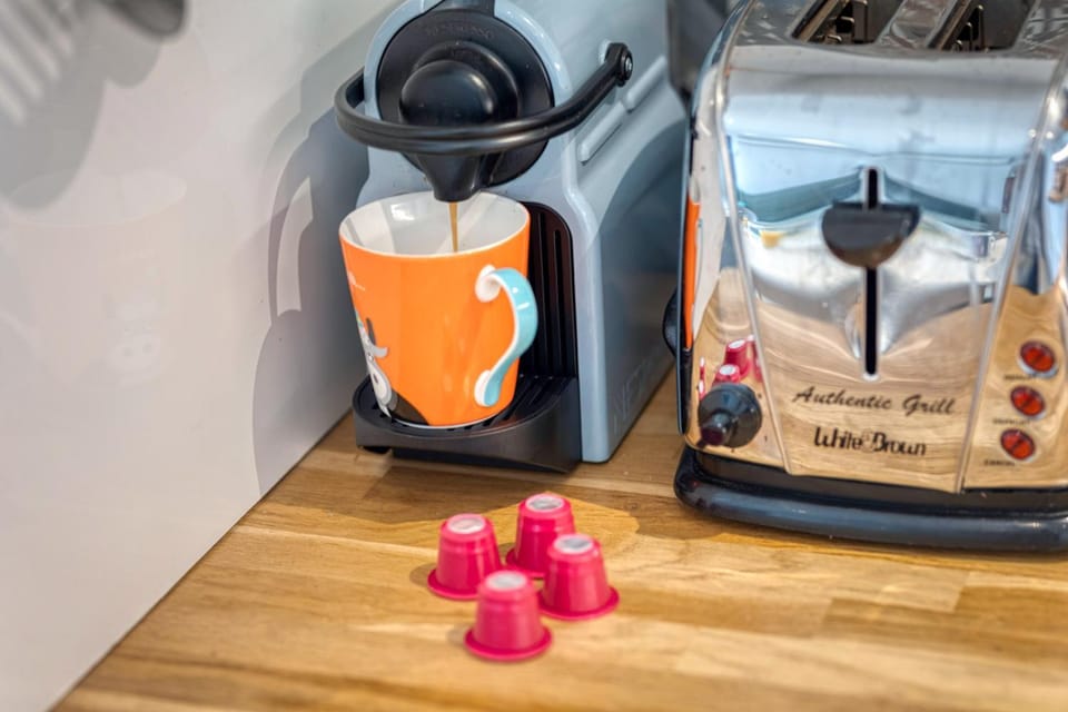 Coffee/tea facilities, Kitchen or kitchenette