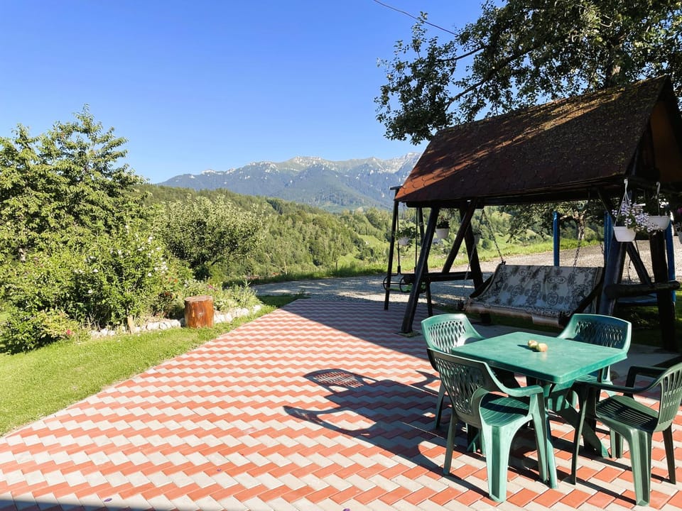 Patio, Inner courtyard view
