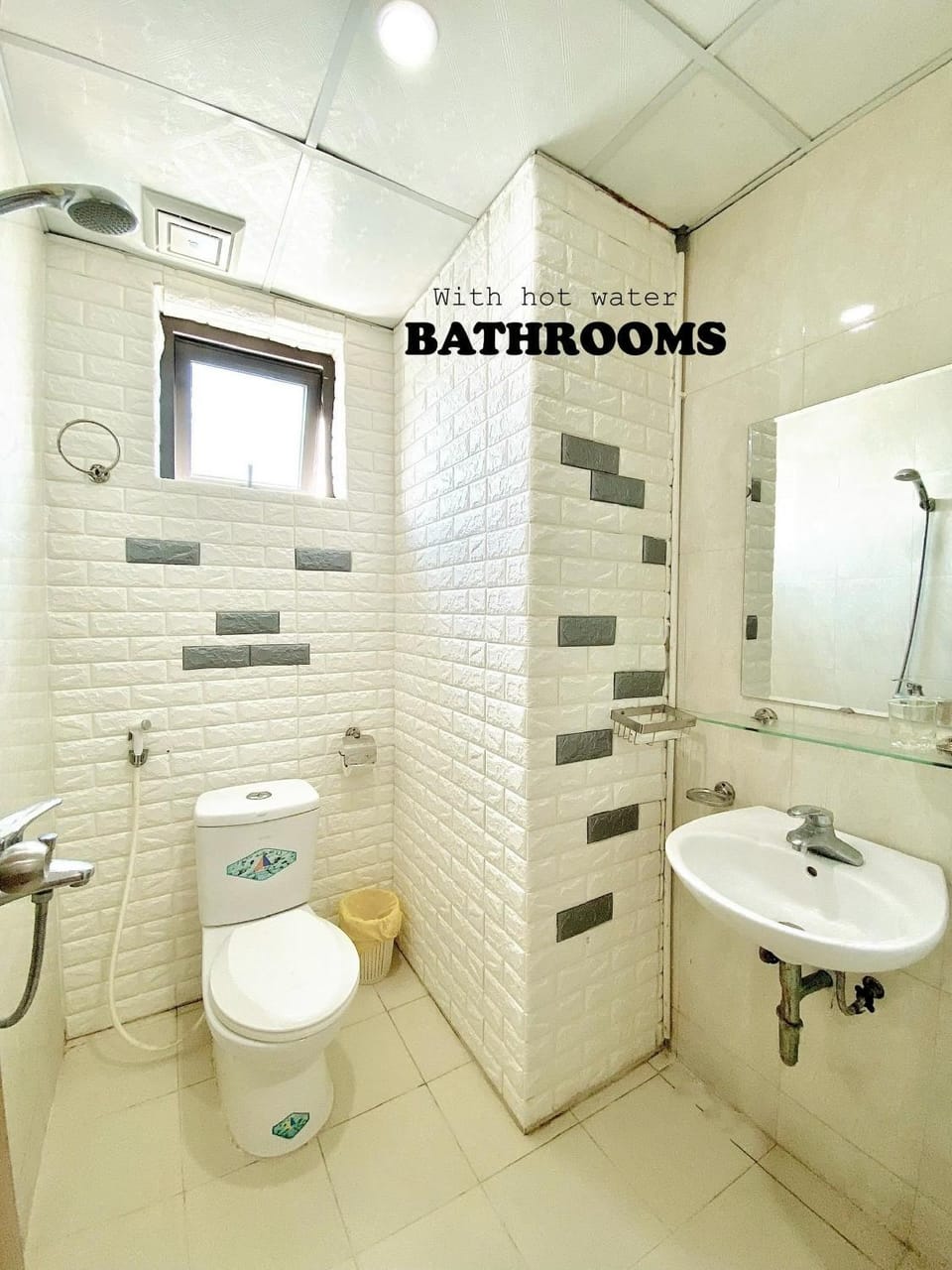 Shower, Toilet
