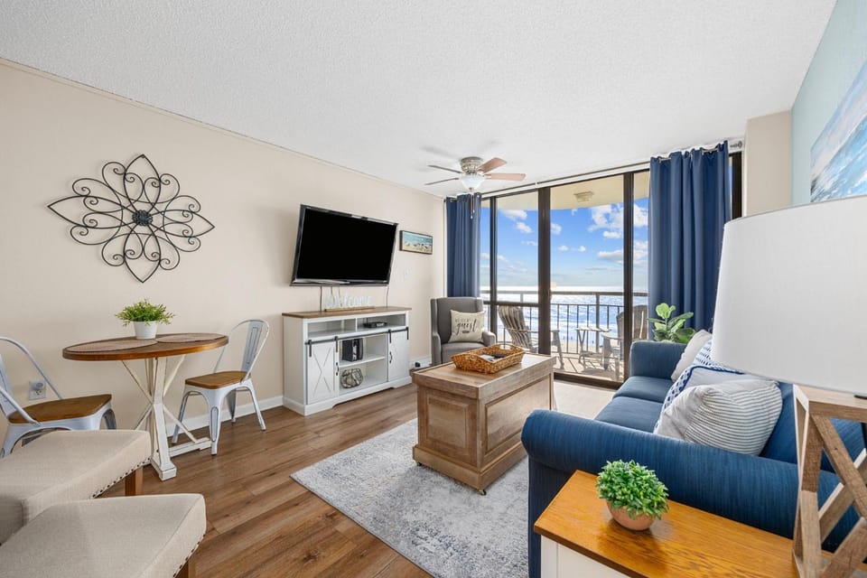 Stunning 1 Bedroom Condo-Breathtaking Oceanfront Views-Meridian 602 House in Myrtle Beach
