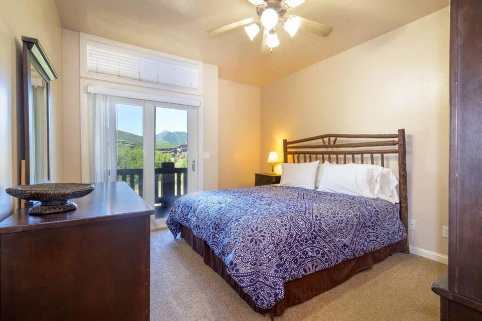Lakeside Escape 1 BR with Resort Amenities House in Huntsville