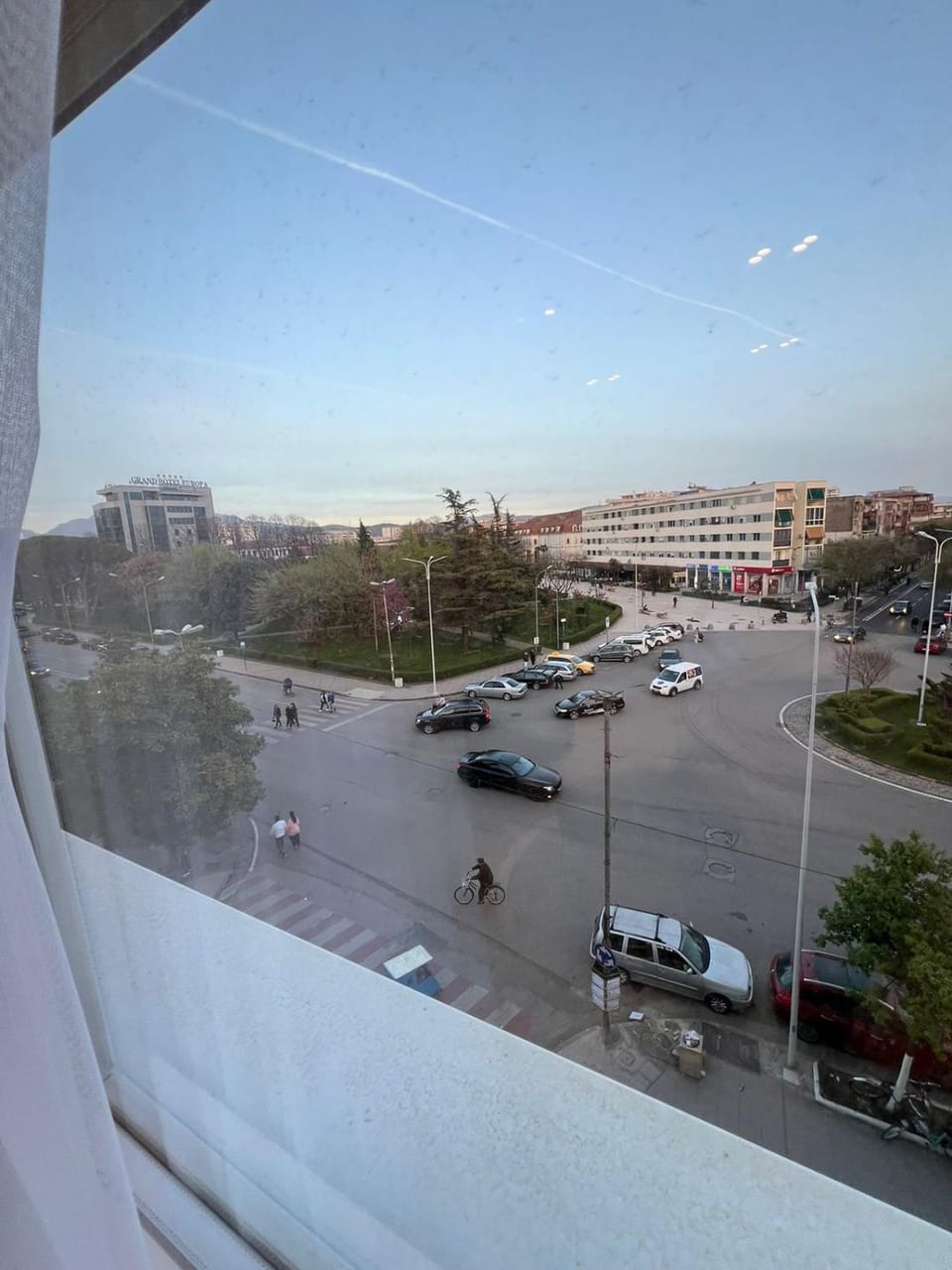 City view, Street view