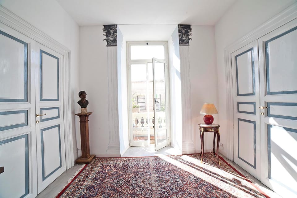 Balcony/Terrace, Decorative detail