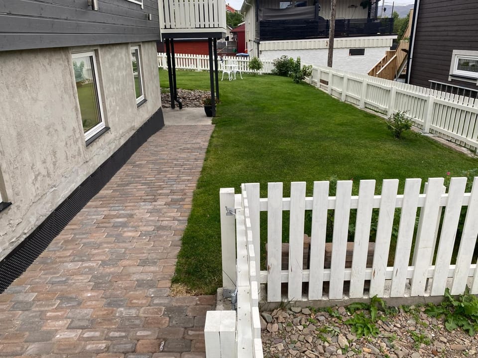 Property building, Garden view