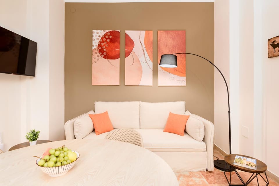 TV and multimedia, Living room, Seating area