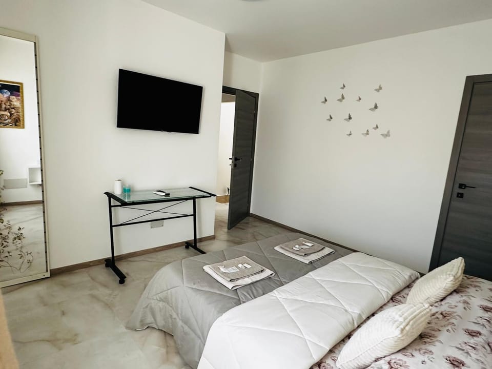 TV and multimedia, Bedroom