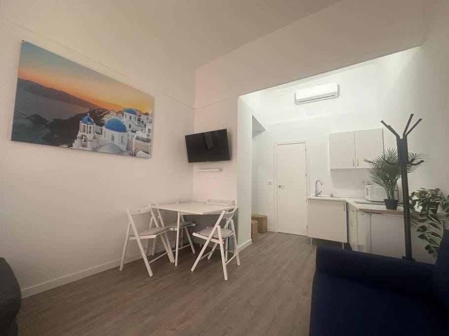 Estudio Castellar Apartment in Seville
