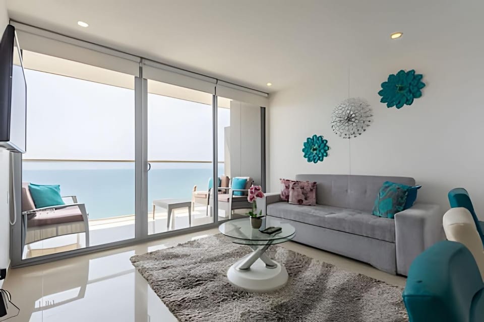 Living room, Sea view