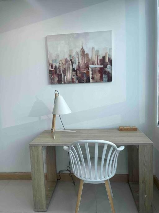 Seating area, Bedroom