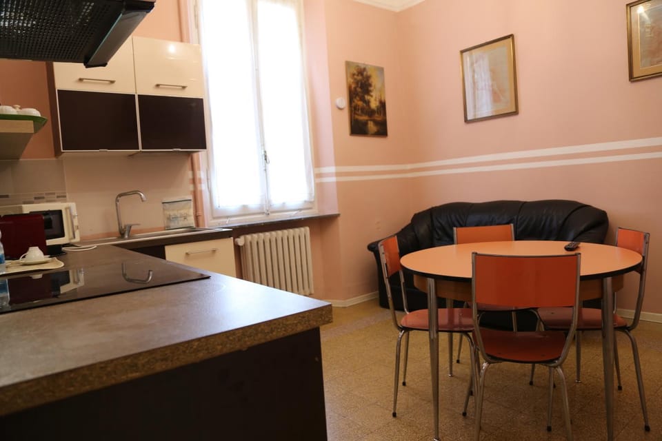 Living room, kitchen