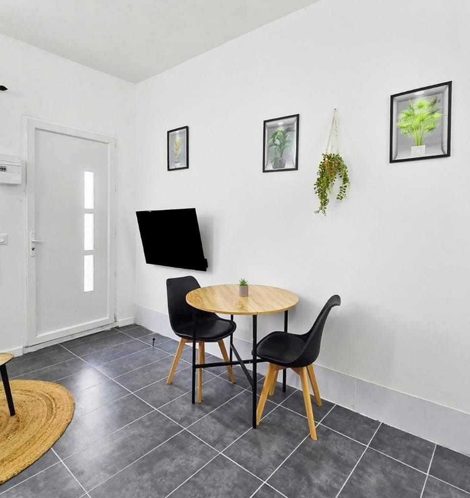 G1 superbe appart, cosy, calme, RDC Apartment in Auvergne-Rhône-Alpes