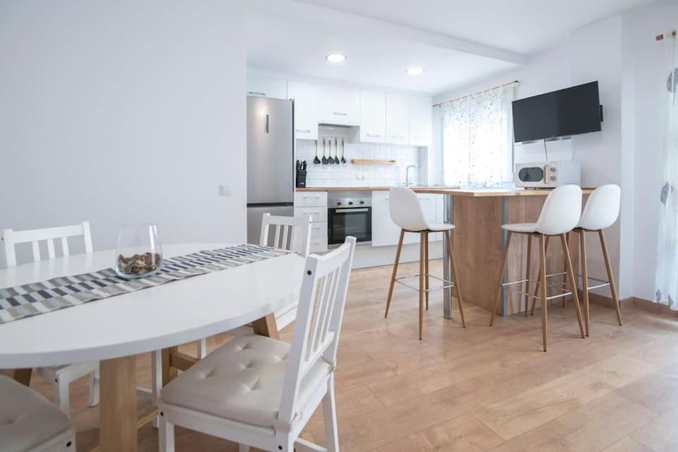 Piso Reformado Cerca de la Playa y de Valencia Ciudad en el Barrio de San Antonio Apartment in Cullera