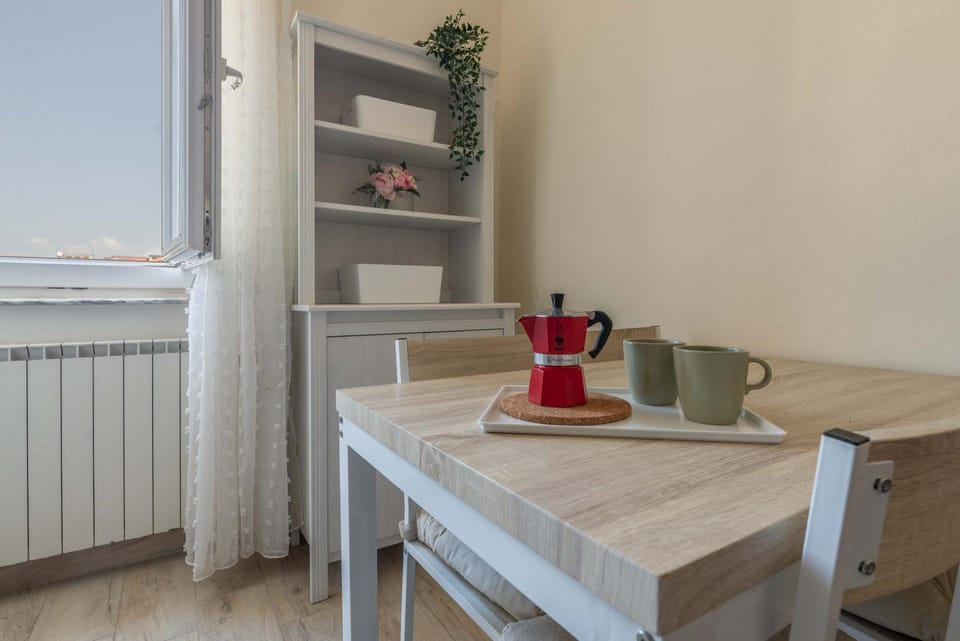 Windrose Venus Home Apartment in Pisa