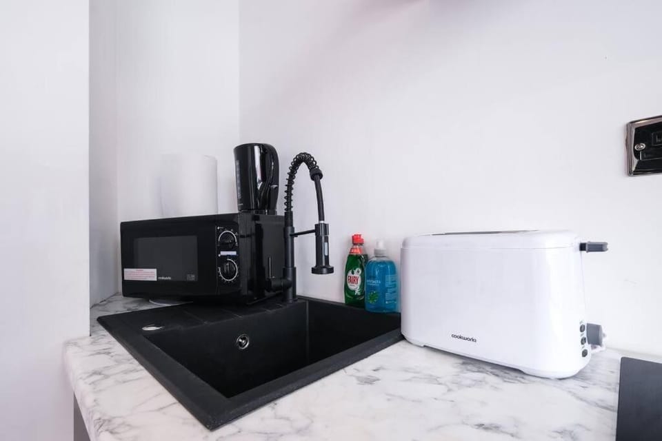 Flat for 4 in Piccadilly, Soho VRE Apartment in City of Westminster