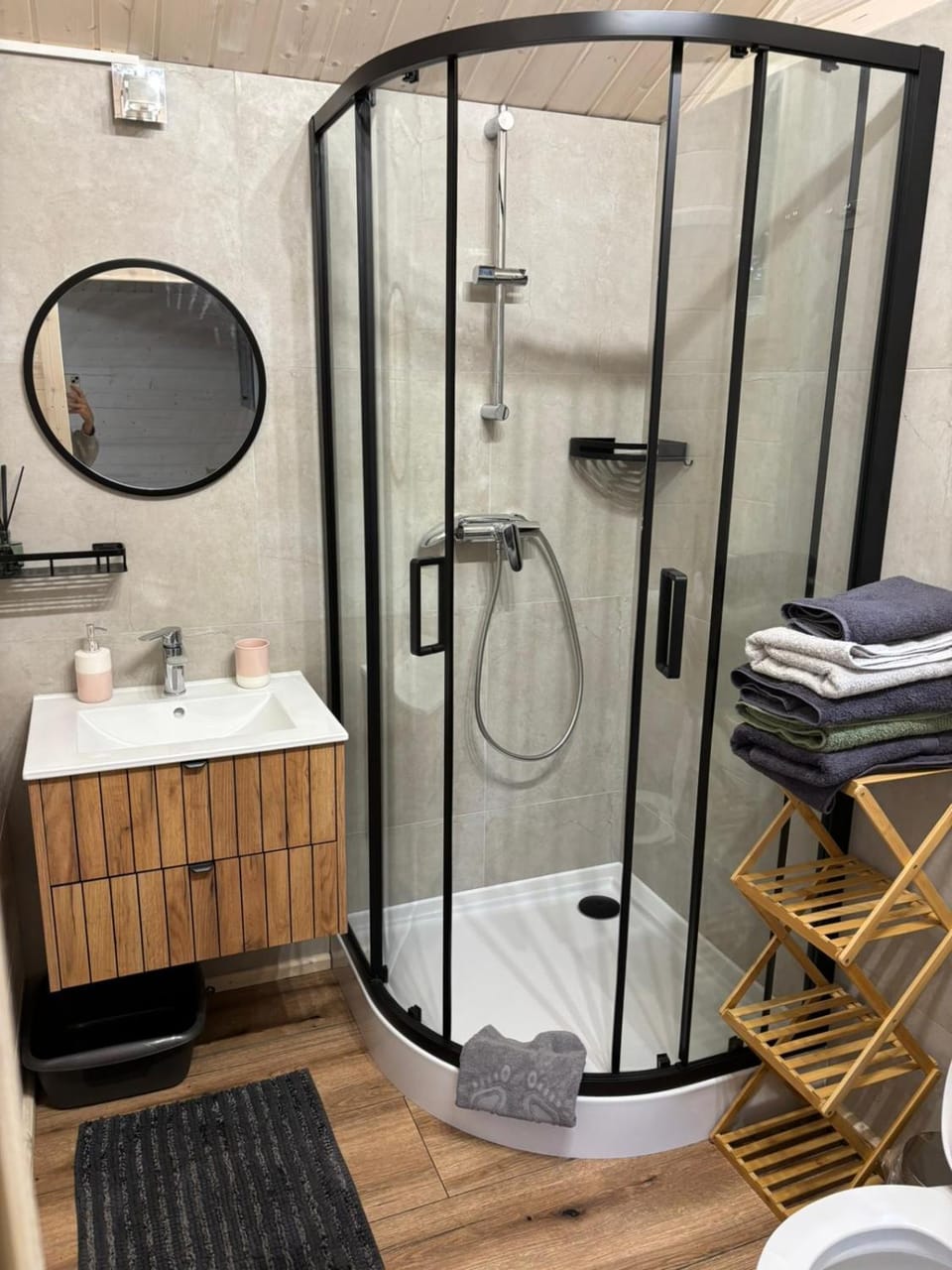 Shower, Bathroom, Bathroom