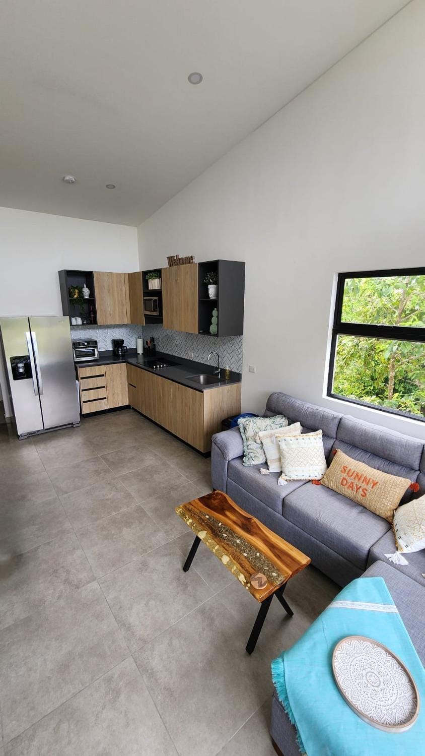 Kitchen or kitchenette, pet friendly