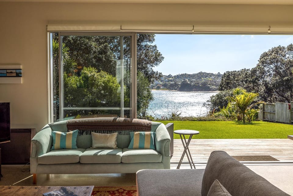 Bonnie Doon, Kennedy Point - Be My Guest Waiheke House in Auckland Region