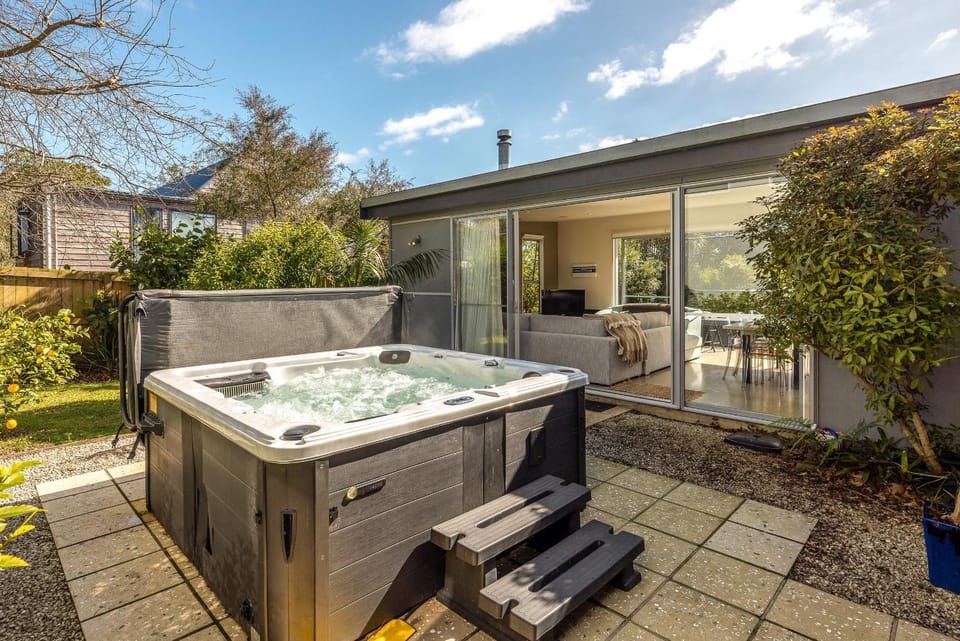 Bonnie Doon, Kennedy Point - Be My Guest Waiheke House in Auckland Region
