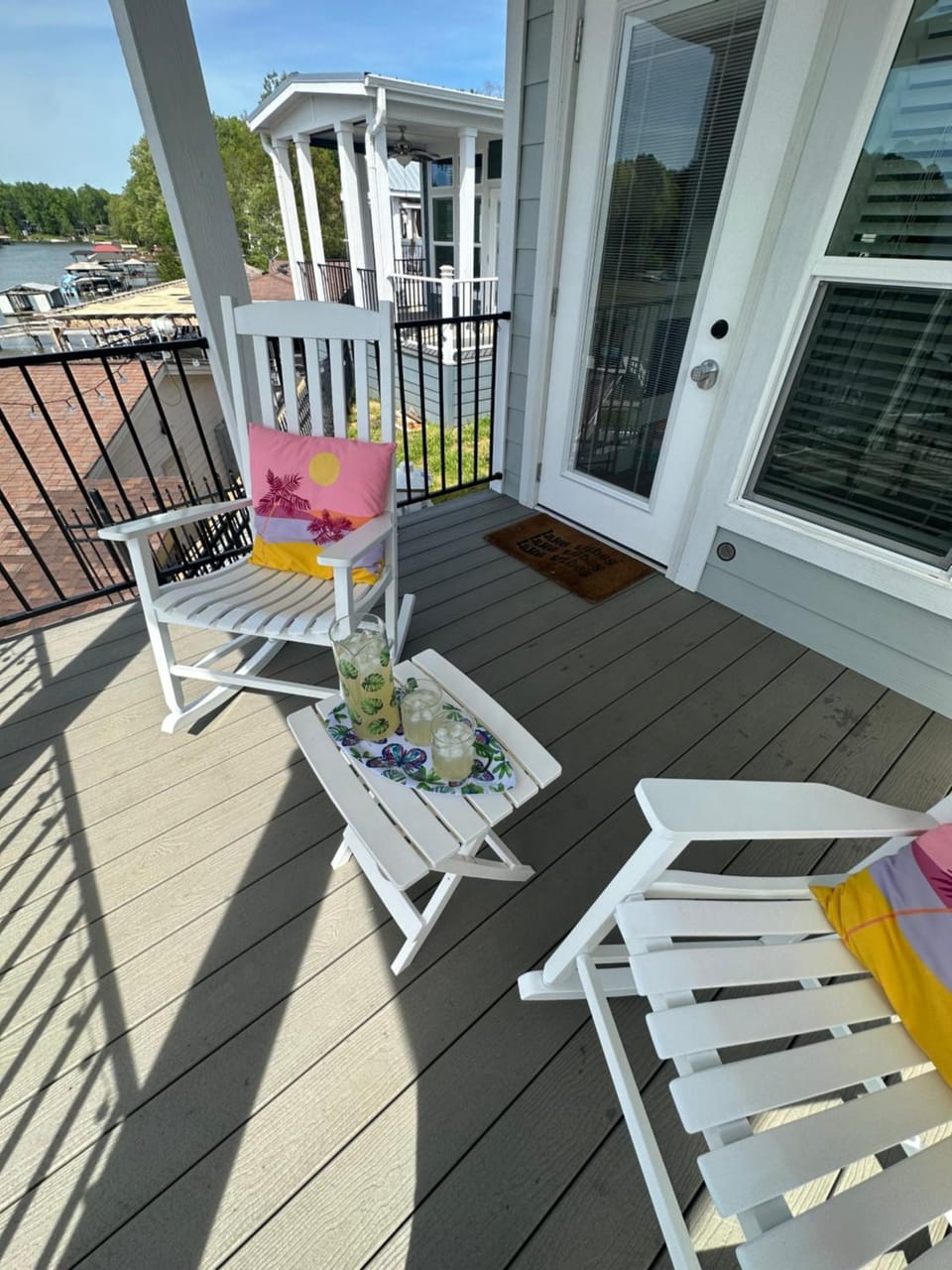 Tiny Lakeside Retreat Campground/ 
RV Resort in Lake Norman