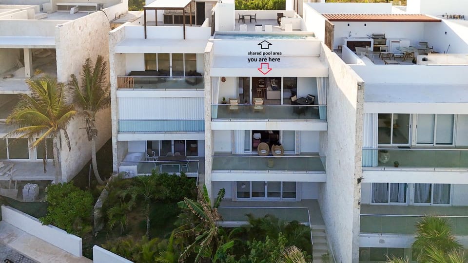 Property building, Day, People, View (from property/room), Balcony/Terrace, City view, Sea view, group of guests