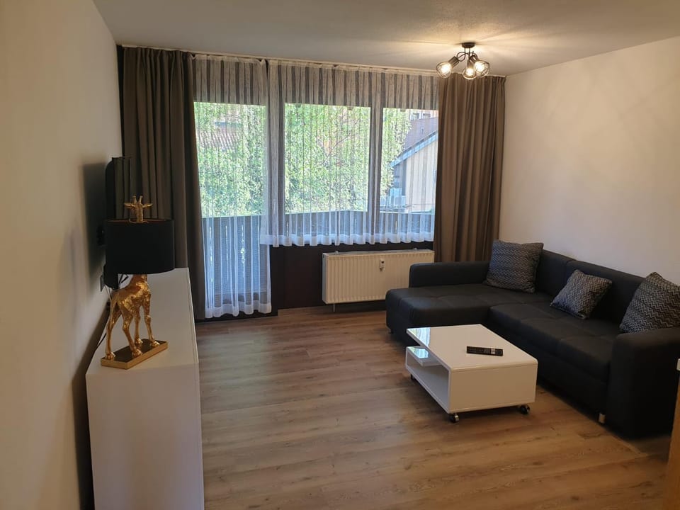 Voll möbilierte Fehrienwohnung neben schönklinik in Bad aibling Apartment in Bavaria