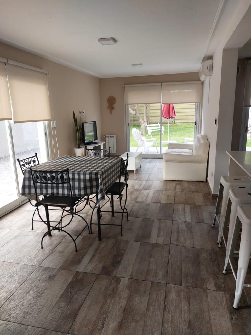 Living room, Seating area, Dining area, Garden view