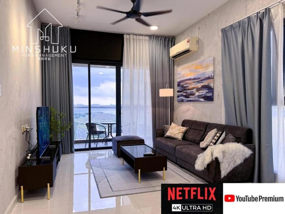TV and multimedia, Living room, Sea view, air conditioner
