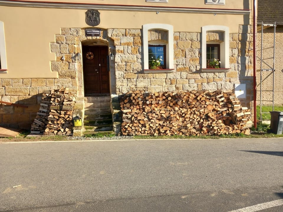 Property building, Day