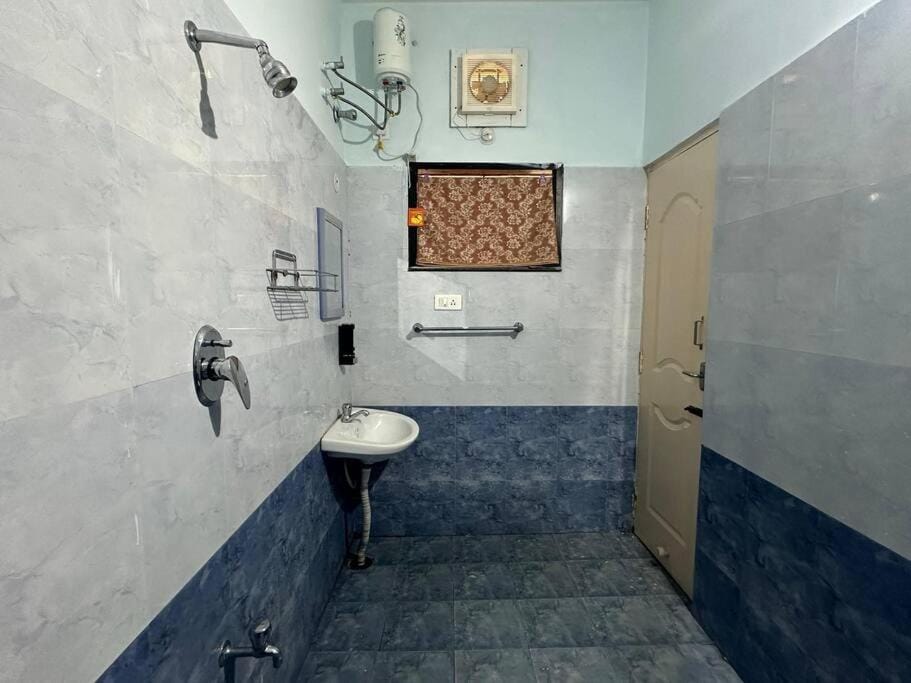 Luxurious 2bhk in second floor Apartment in Bengaluru