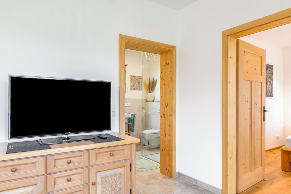 Bathroom, Living room