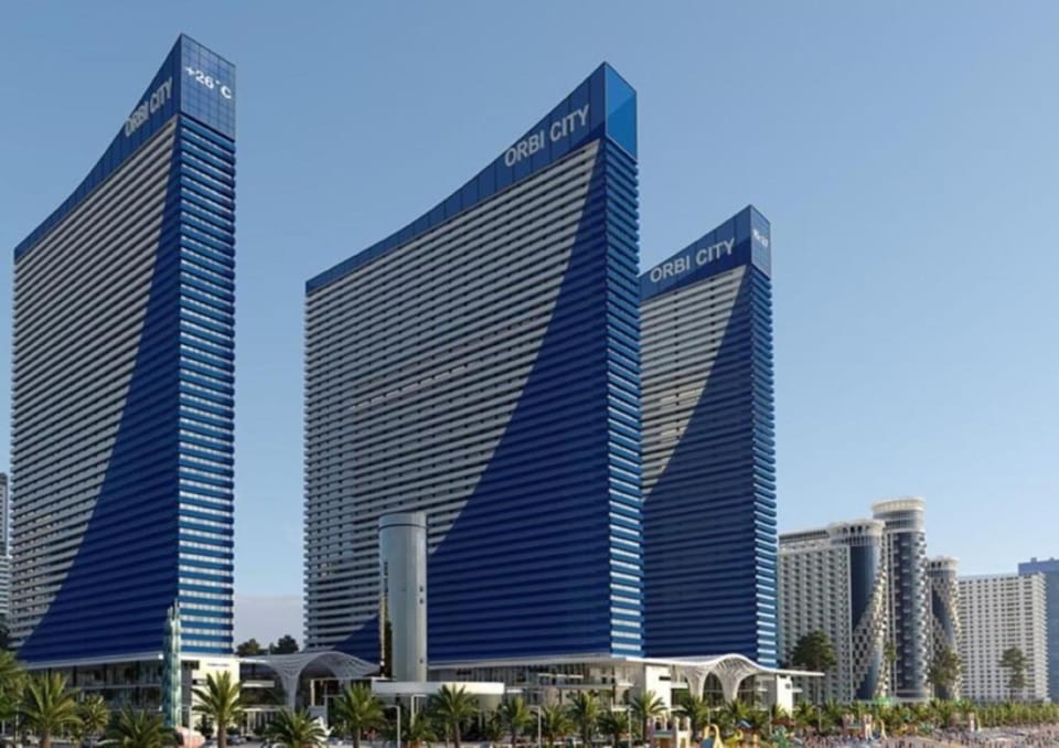 Property building, Day, City view