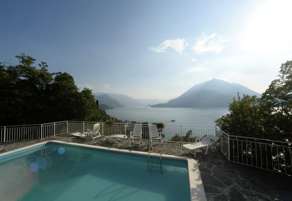Lake view, Pool view, Swimming pool