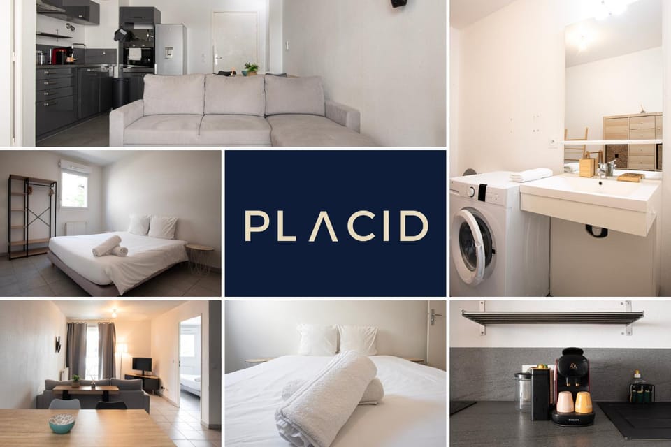 Bed, Kitchen or kitchenette, Photo of the whole room, Bedroom