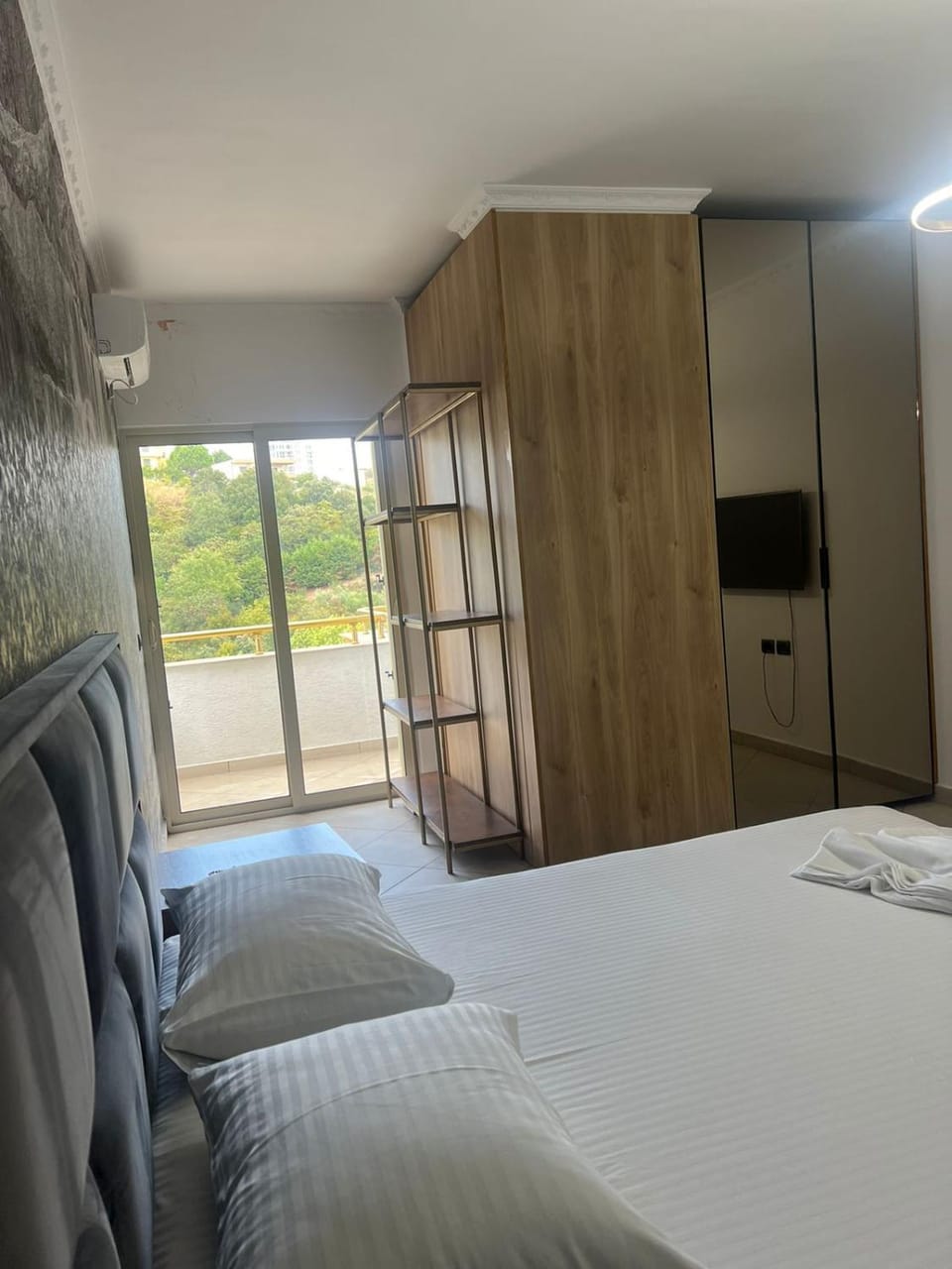 Flos Apartment Apartment in Tirana County, Albania
